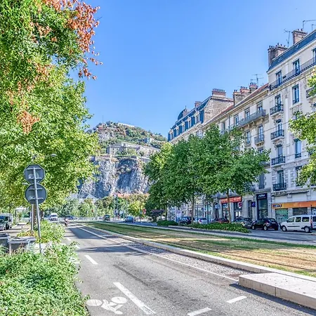 Appartement Le Petit Parfait Confort Gare Hamac Netflix Grenoble